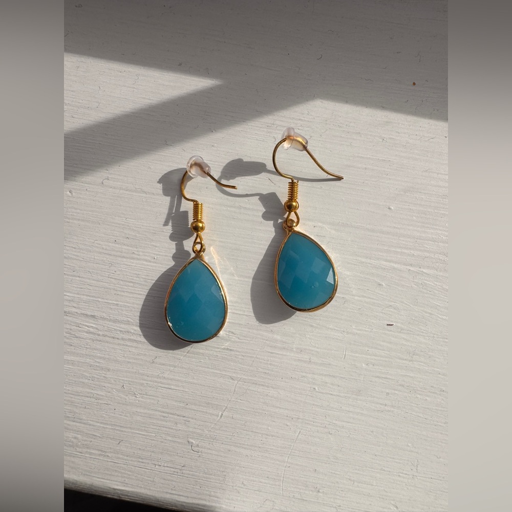 Source Unknown Gold and Blue Teardrop Earrings